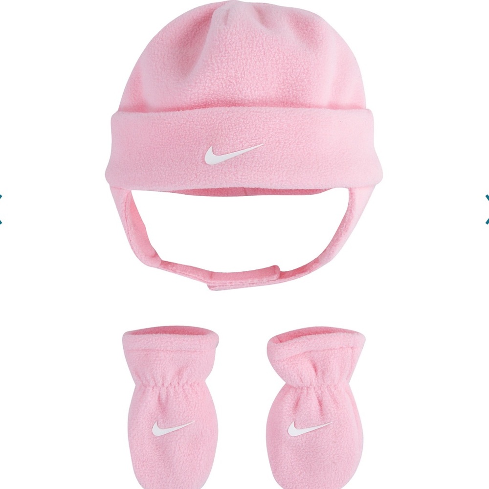 Nike hat and mittens set pink girls 2T / 4T